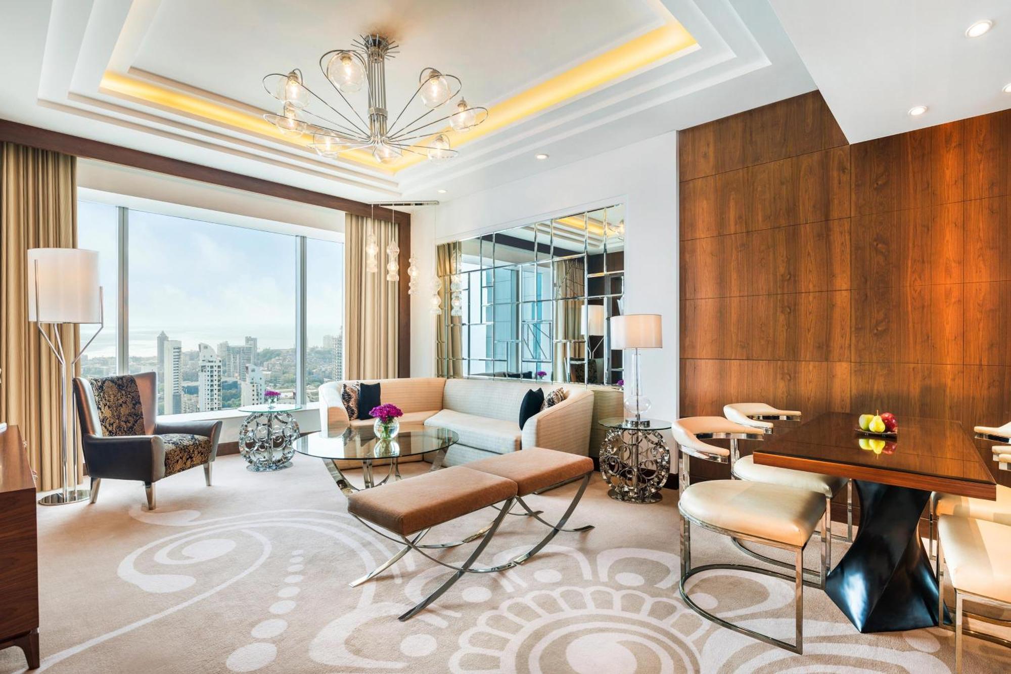 The St. Regis Mumbai Ξενοδοχείο Εξωτερικό φωτογραφία A suite at the hotel